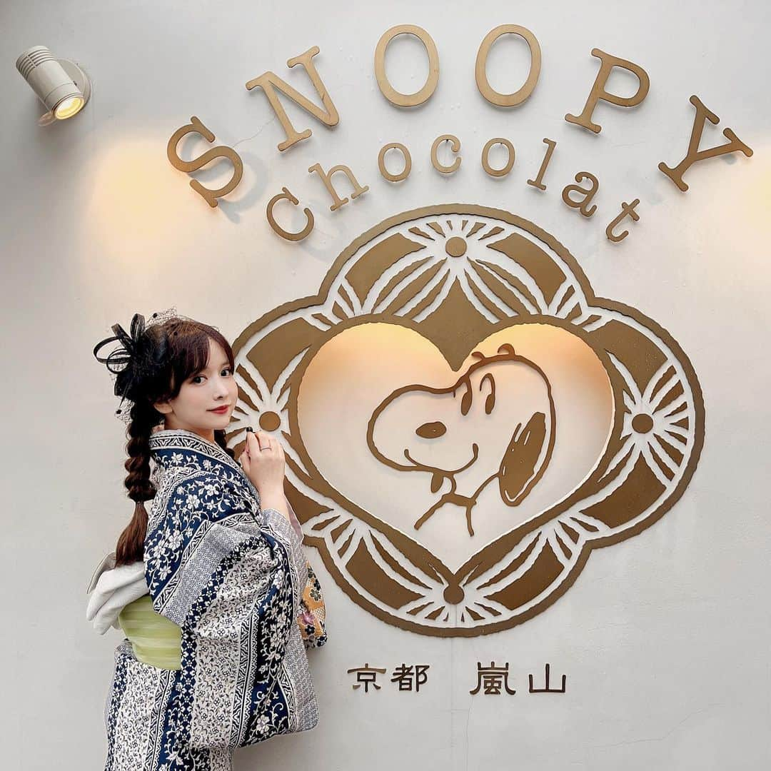 平松可奈子さんのインスタグラム写真 - (平松可奈子Instagram)「SNOOPY♡  #京都　#嵐山　#SNOOPY #スヌーピー　#snoopychocolate  #嵐山観光  #嵐山食べ歩き  #嵐山グルメ」10月13日 10時07分 - 11kanaco14