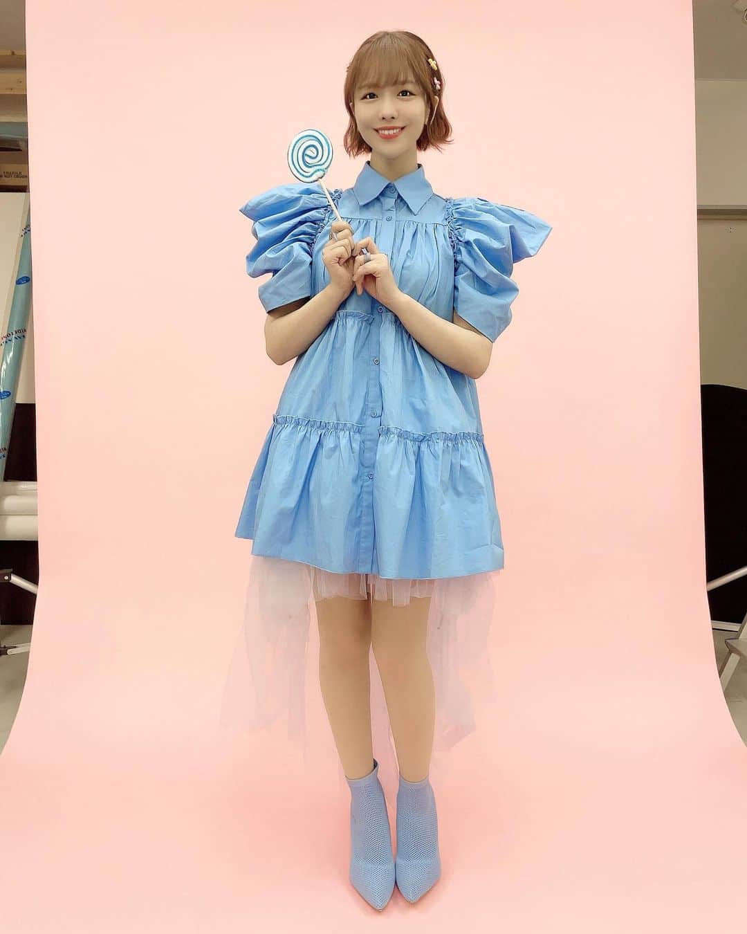 愛美さんのインスタグラム写真 - (愛美Instagram)「#チームY1stファンミ のグッズ撮影の衣装🌼Yの3人で話し合って用意しました〜！  #ootd #チームY」10月13日 20時49分 - aimin_official