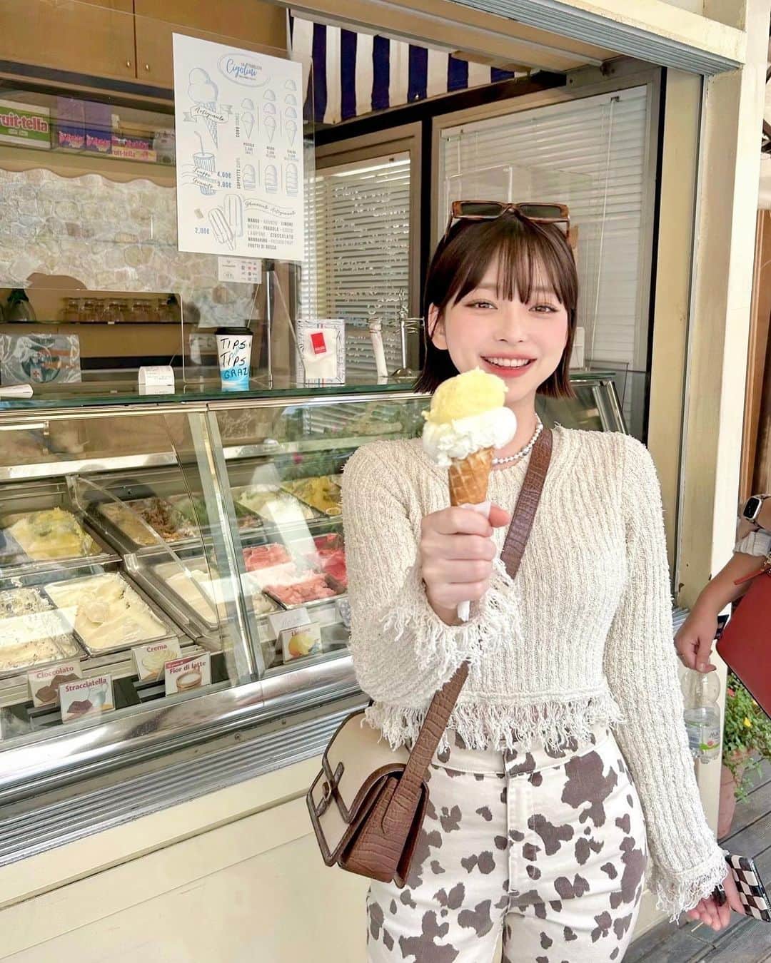 カン・テリさんのインスタグラム写真 - (カン・テリInstagram)「아이스크림 조아해?🍦」10月14日 19時42分 - taeri__taeri