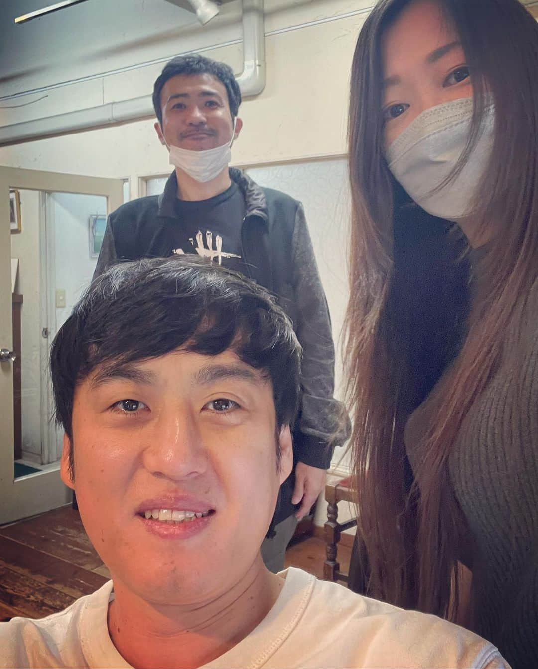 杉本知香さんのインスタグラム写真 - (杉本知香Instagram)「みんな久々ばったり会う感じで 話が終わらず止まらない💦 あー楽しかったー🤣  #中目黒美容室#珍しい2ショット #ロバート山本#ロバート#山本博 #セブンbyセブン享奈緒 #セブンbyセブン 元#ギンナナ菊池 #ギンナナ #天津向#天津#向清太朗 #オタク界のカリスマ」10月14日 21時02分 - sugimotoc