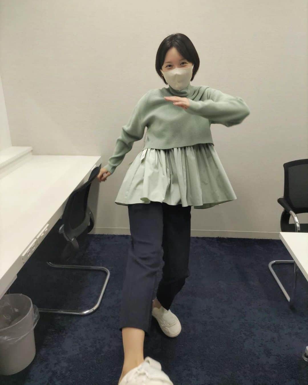 田中瞳さんのインスタグラム写真 - (田中瞳Instagram)「. 衣装を考える時間」10月15日 10時25分 - hitomi_tanaka_9