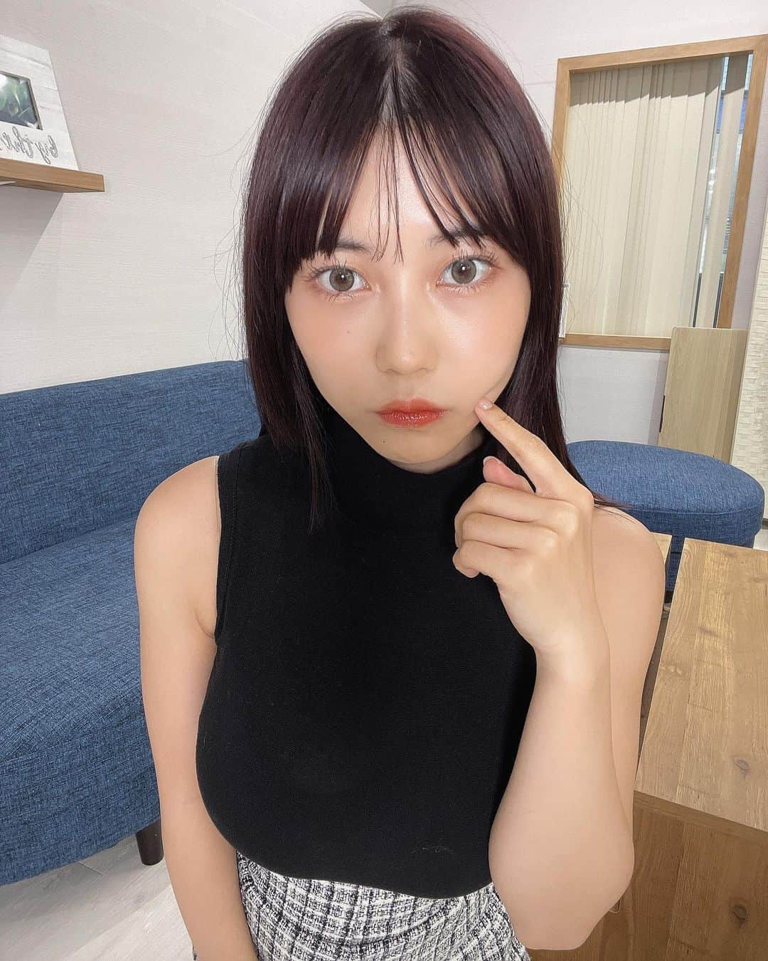 伊織いおさんのインスタグラム写真 - (伊織いおInstagram)「たまにはこういう私服も、ね🖤 すき？ . . . .  #グラビア#グラビアアイドル#インスタグラビア#グラドル#グラドル自画撮り部#自撮り#私服#水着#ヘアアレンジ#写真#写真好きな人と繋がりたい#photo#被写体#撮影会#撮影#ファッション#좋아#셀#팔로우#오오티디#instagood#instadaily#selfienation#me」10月16日 19時06分 - iocos69
