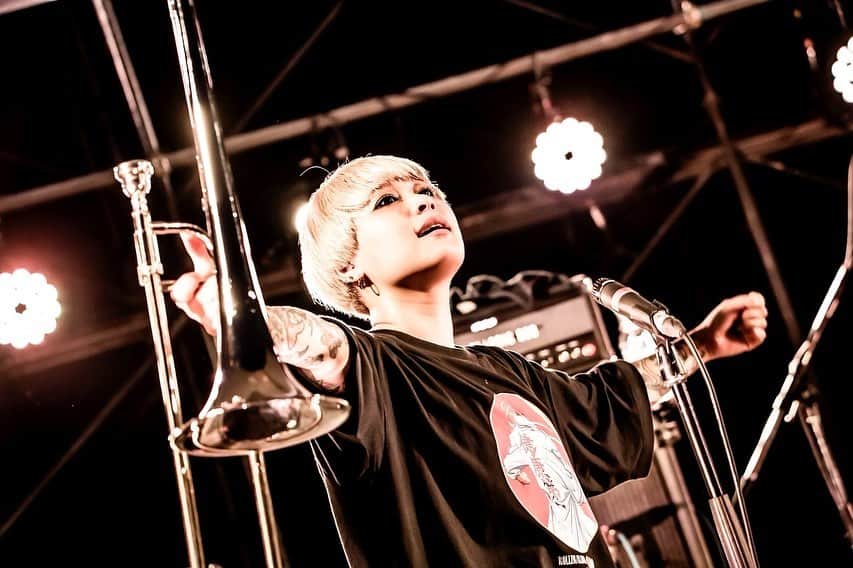 かなすさんのインスタグラム写真 - (かなすInstagram)「TOWN FULL MUSIC TOYONAKA ROCK 2022. 10. 16 豊中市豊島公園 多目的グランド特設ステージ  Photo by @hayachinphoto」10月18日 19時44分 - canasumushi