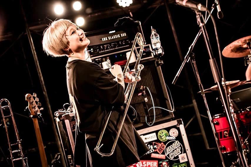 かなすさんのインスタグラム写真 - (かなすInstagram)「TOWN FULL MUSIC TOYONAKA ROCK 2022. 10. 16 豊中市豊島公園 多目的グランド特設ステージ  Photo by @hayachinphoto」10月18日 19時44分 - canasumushi
