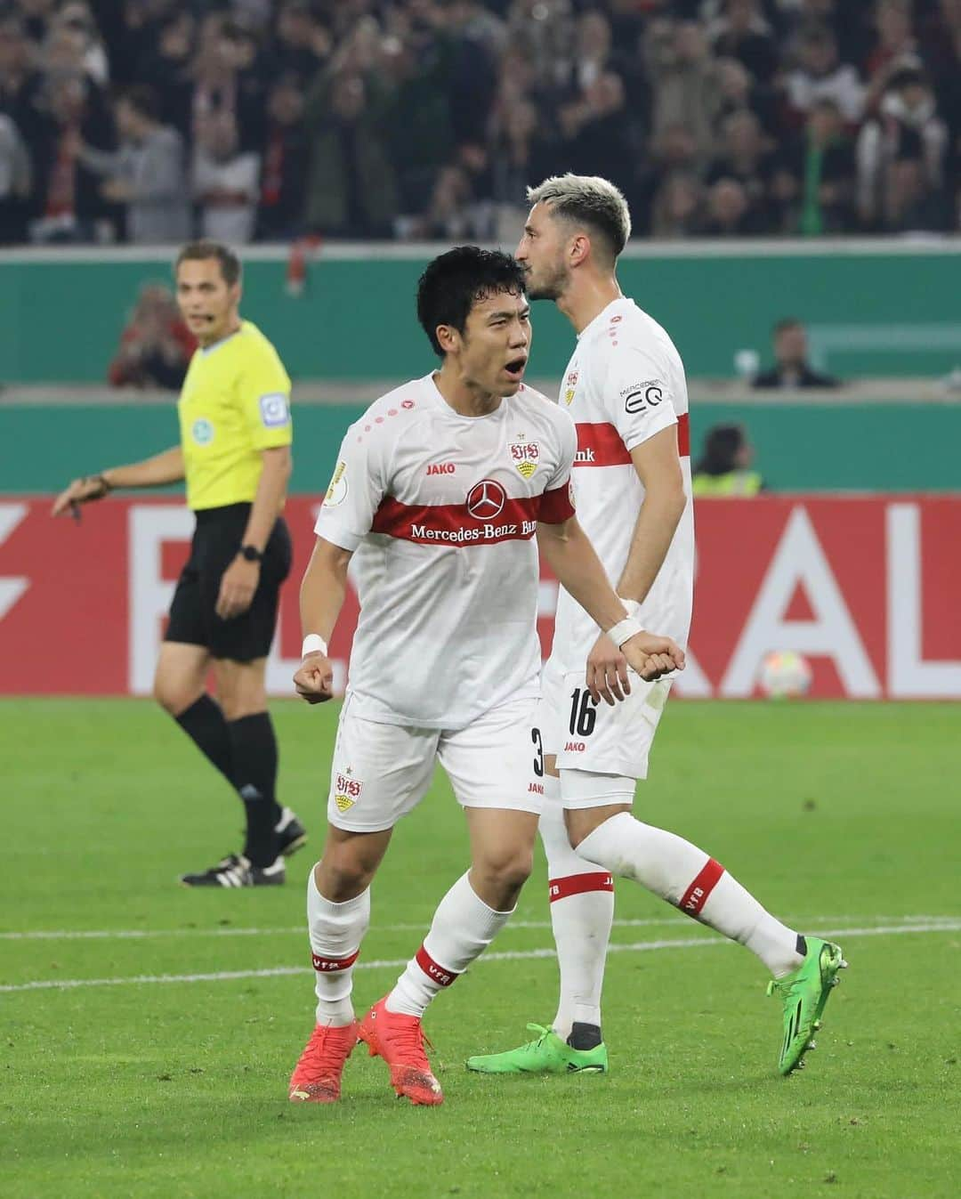 遠藤航さんのインスタグラム写真 - (遠藤航Instagram)「.. Next round ✅ . #vfb #stuttgart #dfbpokal  #win #football #⚽️ #nextround #immerweiter  #🇩🇪 #wataruendo #3」10月20日 7時10分 - endowataru