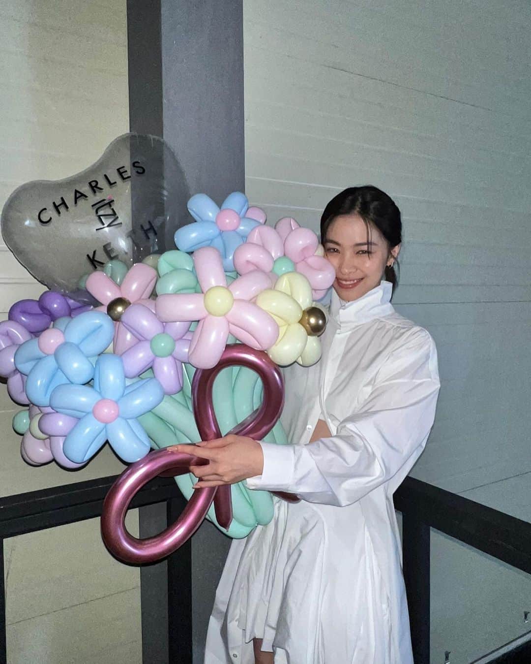 ITZYさんのインスタグラム写真 - (ITZYInstagram)「CHARLES&KEITH」10月20日 19時16分 - itzy.all.in.us