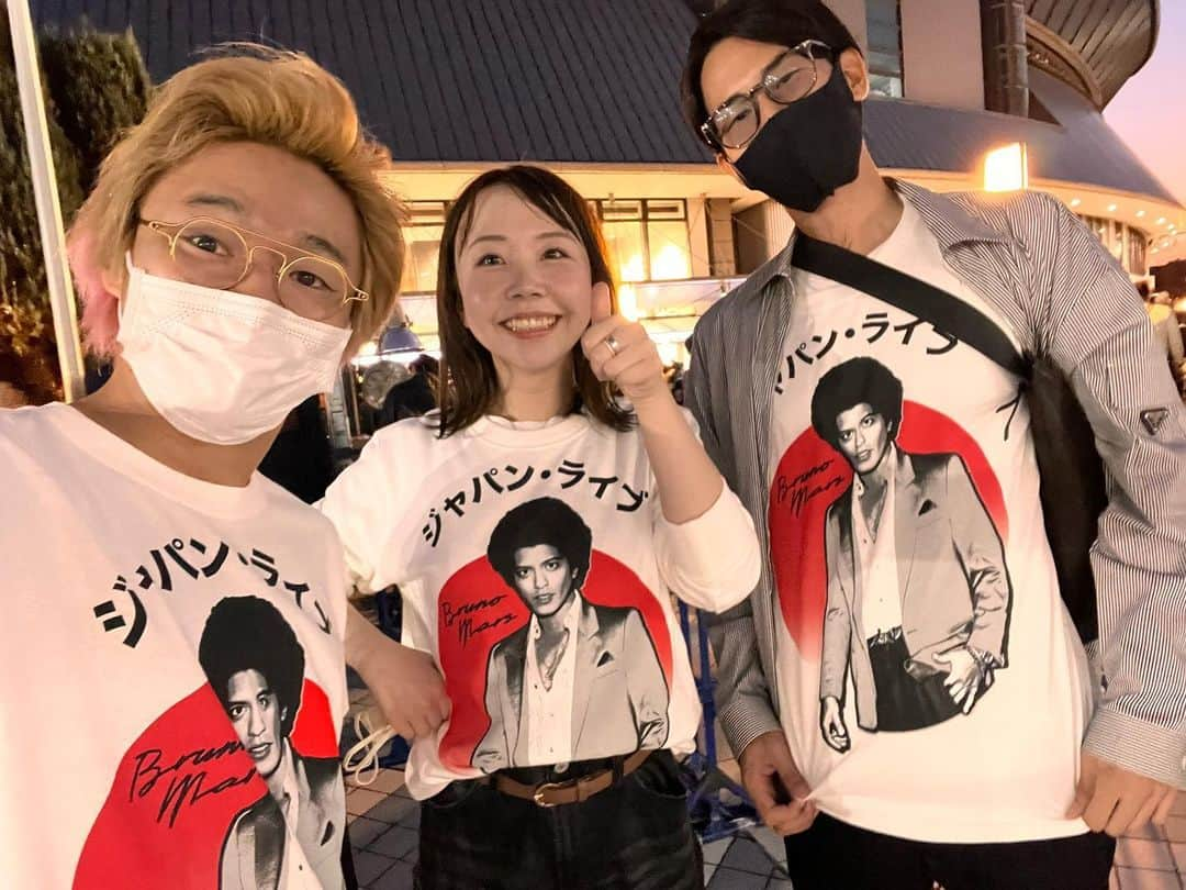 あやなんさんのインスタグラム写真 - (あやなんInstagram)「最高の思い出💗  #brunomars  #京セラドーム」10月22日 20時52分 - ayachan_0619