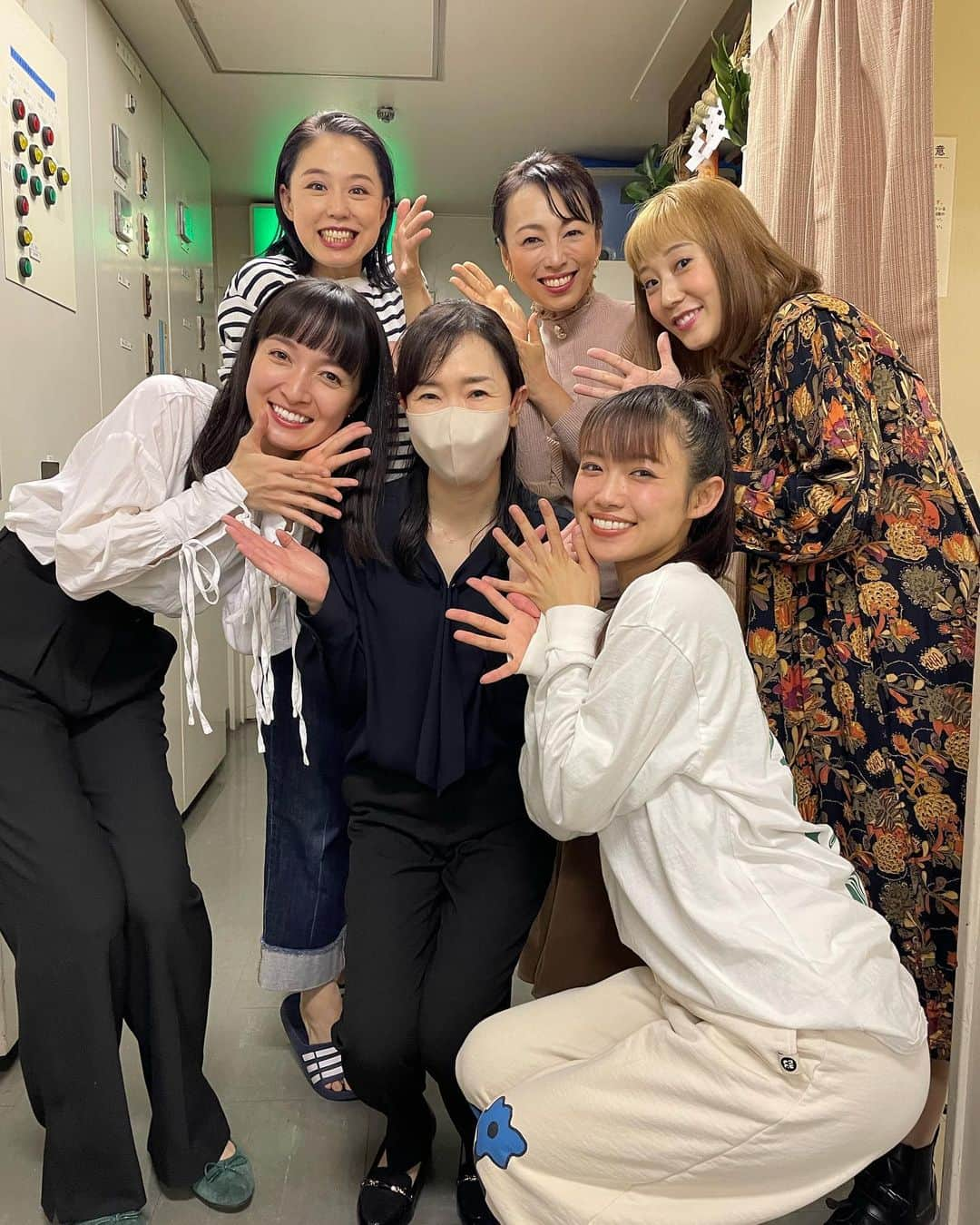 山口乃々華さんのインスタグラム写真 - (山口乃々華Instagram)「「ミュージカルSERI〜ひとつのいのち〜」大千穐楽🌈🌈🌈 無事に全公演終えました！ 劇場まで観に来てくださった方、配信で観てくださった方、ありがとうございました。  終わった気がしない…  まだまだ載せたい写真ある！ 誰かのスマホにあるはず！  #ミュージカルSERI #舞台SERI #seriへの贈り物」10月23日 16時53分 - yamaguchi_nonoka_official