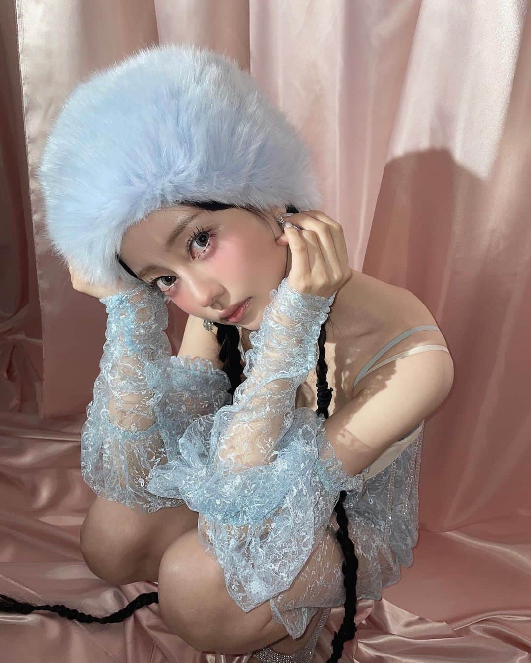 中村里砂さんのインスタグラム写真 - (中村里砂Instagram)「@peche_magazine もうすぐ発売💎💎💎」10月23日 18時20分 - risa_doll_