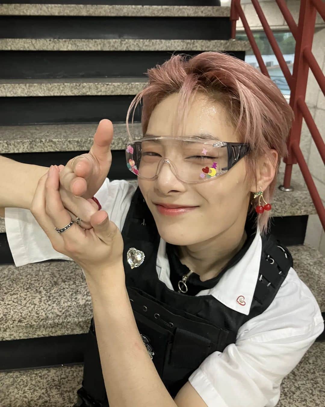 Stray Kidsさんのインスタグラム写真 - (Stray KidsInstagram)「막방! 3주 동안 너무너무 고마웠어요💕 스테이 덕분에 행복한 활동이었어요 고마워어어어💕 #StrayKids#STAY#IN스타그램#🦊」10月23日 21時21分 - realstraykids