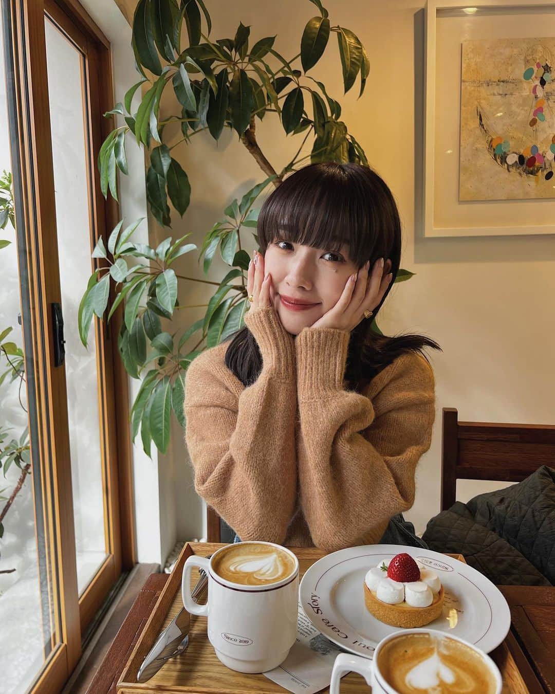 前田希美（まえのん）さんのインスタグラム写真 - (前田希美（まえのん）Instagram)「#のんカフェ巡り  原宿にある @muun_seoul さんへ 行ってきました。  いつも気になってたのですが やっと行けた…！！！  とにかく女の子が好きな雰囲気で 映えでしかなかった‪‪❤︎‬  スイーツも可愛くて たくさん写真撮っちゃいました。  #code #fashion #ootd #cafe  #のんの私服 #muunseoul」10月24日 18時50分 - maeda_nozomi