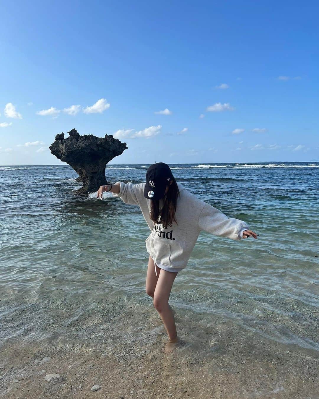 横田未来さんのインスタグラム写真 - (横田未来Instagram)「沖縄はまだまだ海入れました🐋💙 やっぱり地元だいすきリフレッシュ」10月27日 20時07分 - mirai_yokoda