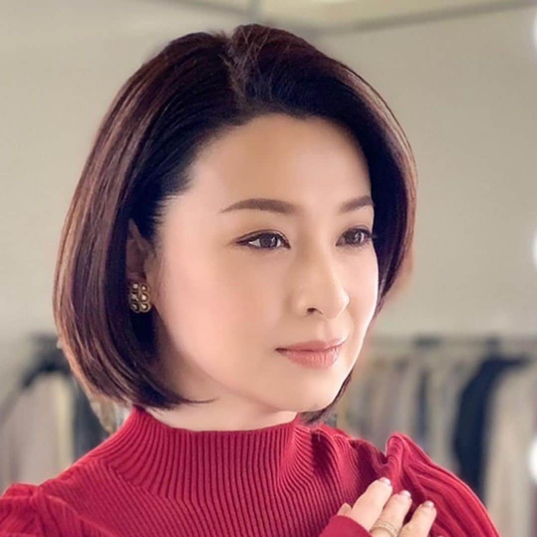 檀れいさんのインスタグラム写真 - (檀れいInstagram)「🌹🌹 今日は、婦人画報1月号の撮影でした とても素敵な撮影となりましたよ ...