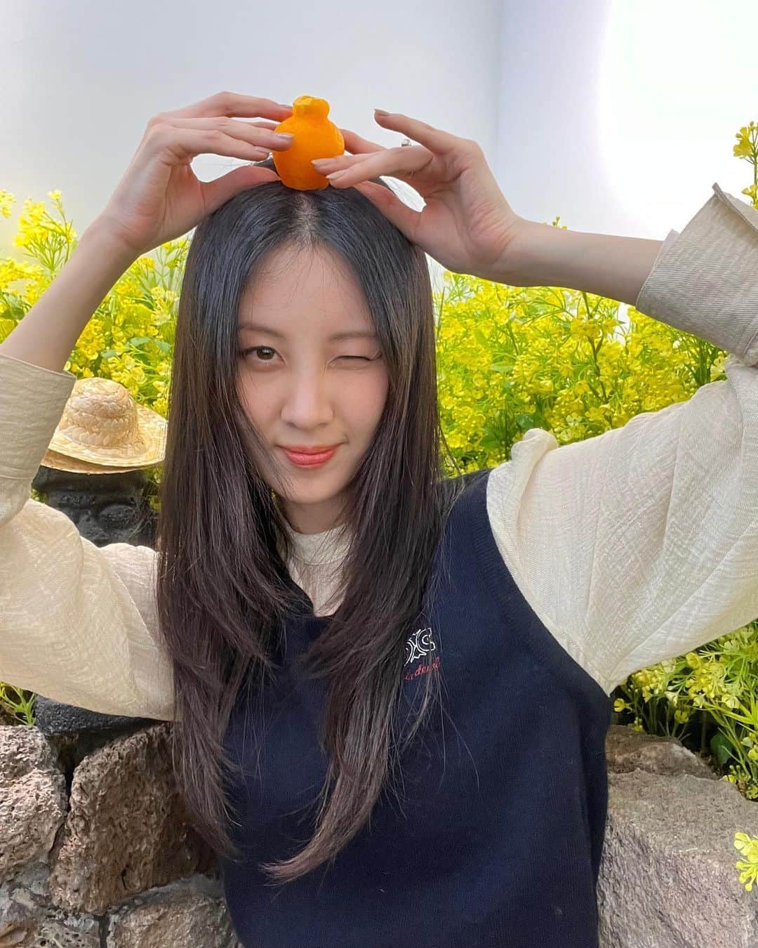 ソヒョンさんのインスタグラム写真 - (ソヒョンInstagram)「Jeju🍊 인 척..」10月28日 13時54分 - seojuhyun_s