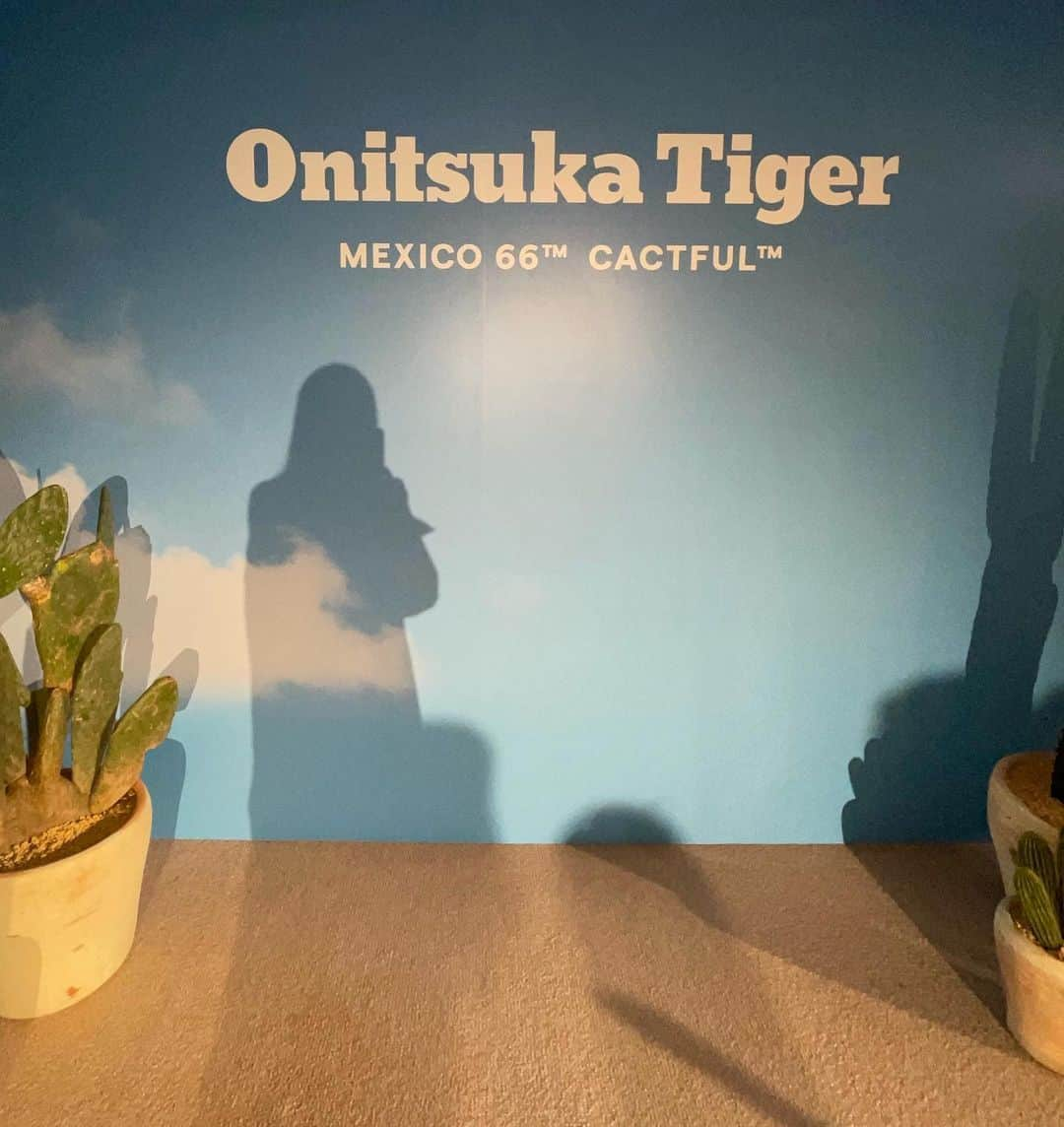 鈴木ゆうかさんのインスタグラム写真 - (鈴木ゆうかInstagram)「.  #OnitsukaTiger  #MEXICO66CACTFUL 🌵」10月28日 20時09分 - yuu_pl