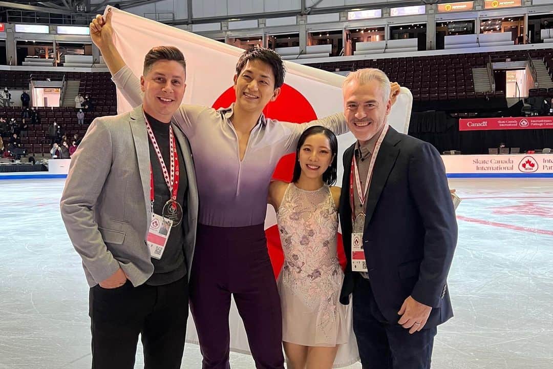三浦璃来さんのインスタグラム写真 - (三浦璃来Instagram)「スケートカナダでの応援ありがとうございました。  第2のホームであるカナダでのGPで良い結果を出すことができ、とても嬉しく思います。  会場がとても暖かく、チームメイトも見に来てくれていたので本当に心の底から力が湧き、最後まで全力で滑ることができました。  次戦のNHK杯でも2人で笑って終えられるように、残りの2週間無駄のないよう頑張りたいと思います。  今後とも応援どうぞ宜しくお願い致します。  📸1.2.3.4 @nobuaki.onno.tanaka   #木下グループ  #skateoakville  #山一ハガネ  #risport」11月1日 10時15分 - riku9111