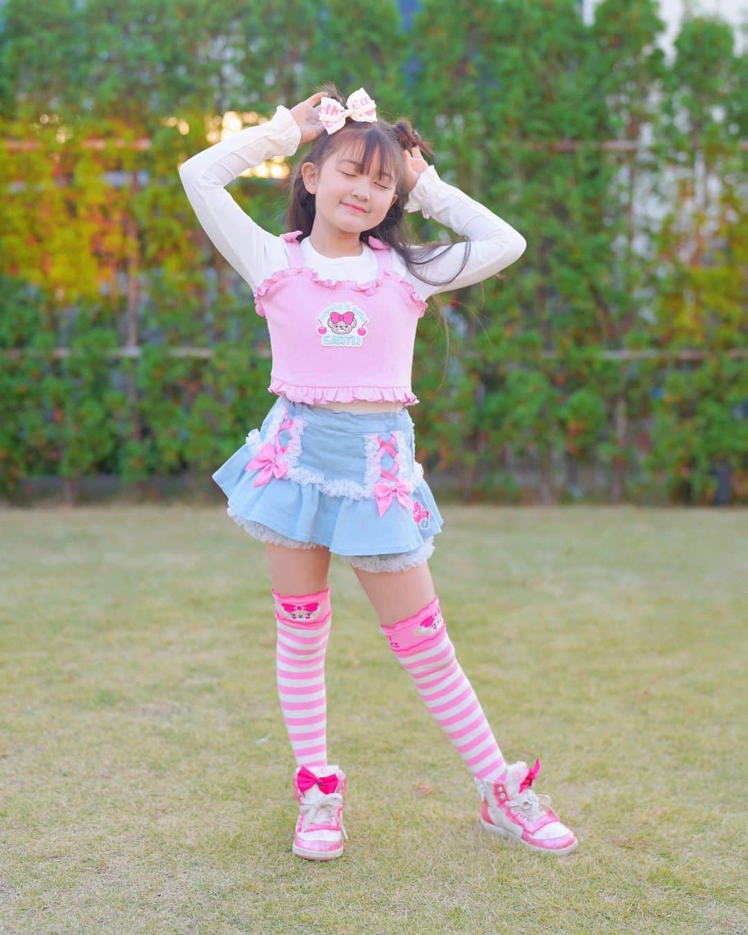 はねまりさんのインスタグラム写真 - (はねまりInstagram)「休みの日いつも動画撮影📸可愛い服いっぱい買っても、着るチャンスがなくて😅 ...