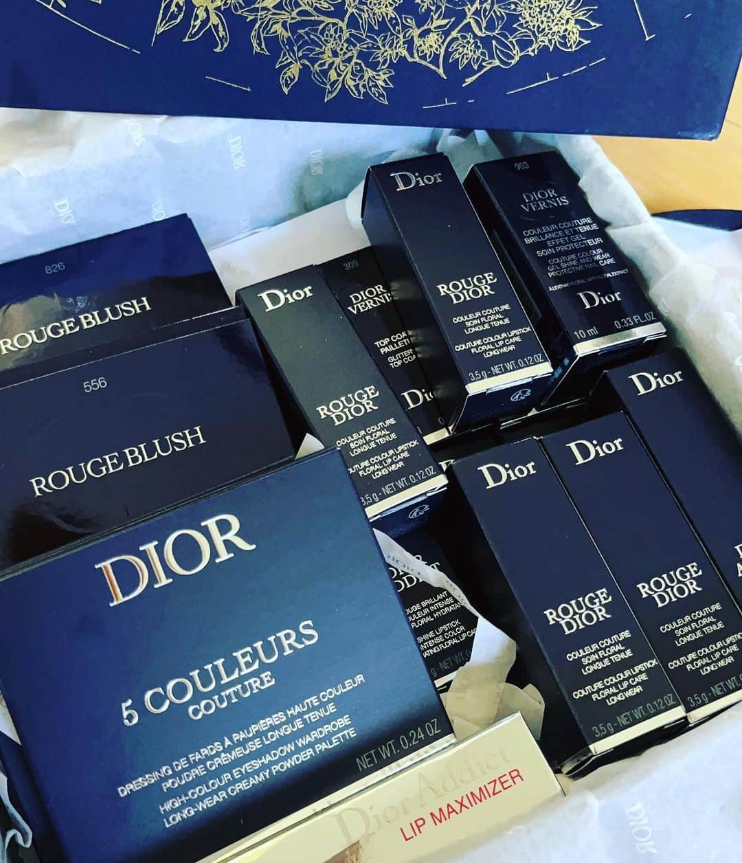 真木よう子さんのインスタグラム写真 - (真木よう子Instagram)「very nice correction😍😍😍  #christiandior #クリスマスコレクション2022 #dior #DiorBeauty #DiorMakeup #DiorHoliday #DreamIndior」11月3日 10時41分 - yokomaki_official