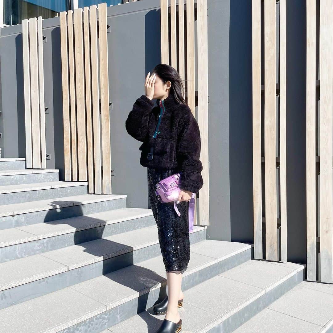 古畑星夏さんのインスタグラム写真 - (古畑星夏Instagram)「⠀ #fendi   冬にポップなカラーって特別感あって好き😌❤️  やっと好きな季節がやってきました☺️✌️  #FendiBaguette#fashion#ootd」11月3日 17時36分 - starandsummer