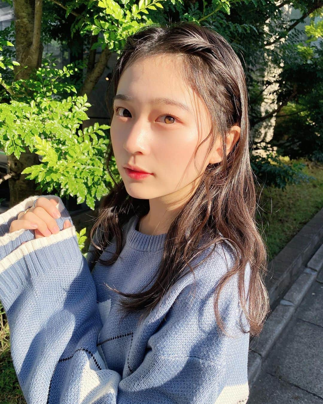 たぐちおとはさんのインスタグラム写真 - (たぐちおとはInstagram)「前髪なしヘアアレンジ好評でうれしかったな〜🐶♡ みんなどっち派ですか？？ ・ ・ ・  #ヘアアレンジ  #三つ編みアレンジ  #編み込みアレンジ」11月6日 19時42分 - otohaaaa12