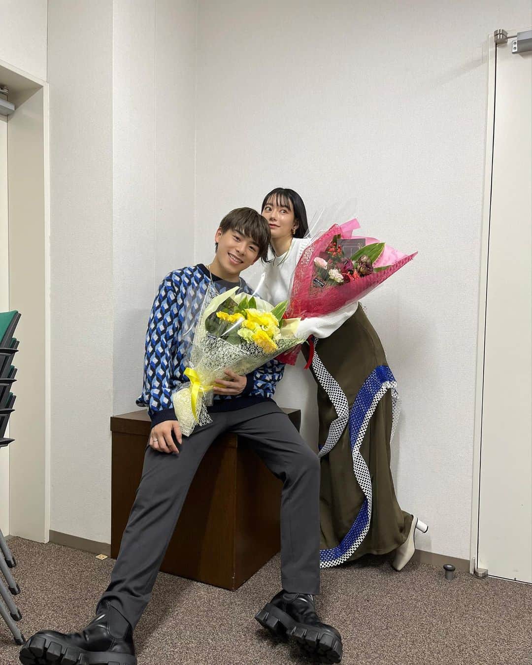 Nagomi（なごみ）さんのインスタグラム写真 - (Nagomi（なごみ）Instagram)「.  関西大学の学園祭トークショーありがとうございました🌼  沢山の方に来ていただけて 会場でみんなと一緒にお話ししたり TikTok撮ったりほんまに幸せでした🥲🤍  実行委員の皆さん本当にありがとうございました！！」11月6日 20時41分 - __nagomi32__