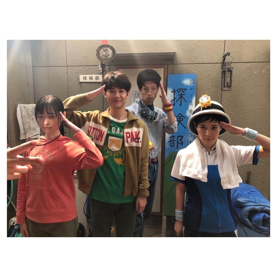 福原遥さんのインスタグラム写真 - (福原遥Instagram)「. いよいよ本日朝8時から #舞いあがれ！　28話 スワン号が琵琶湖で記録飛行に挑戦します！  【設計担当】 ☆心優しい刈谷先輩(#高杉真宙 さん) 【代表] ☆皆をまとめる鶴田先輩(#足立英 さん) 【プロペラ班】 ☆元気なパワー玉本先輩(#細川岳 さん) ☆面白い西浦先輩(#永沼伊久也 さん) 【胴体班】 ☆ノリが良い佐伯先輩(#トラウデン都仁 さん) ☆食と笑い渥美先輩(#松尾鯉太郎 さん) 【翼班】 ☆包容力の空山先輩(#新名基浩 さん) ☆熱意のある藤谷君(#山形匠 さん) ☆情に熱い日下部君(#森田大鼓 さん) 【パイロット指導】 ☆憧れの素敵な由良先輩(#吉谷彩子 さん)  1人1人の力が、スワン号への愛が、大きな大きな原動力となる！！ ばんばの言葉を胸に！みんなの想いを乗せて！スワン号よ舞いあがれ！！  是非ご覧下さい✨」11月9日 8時07分 - haruka.f.official