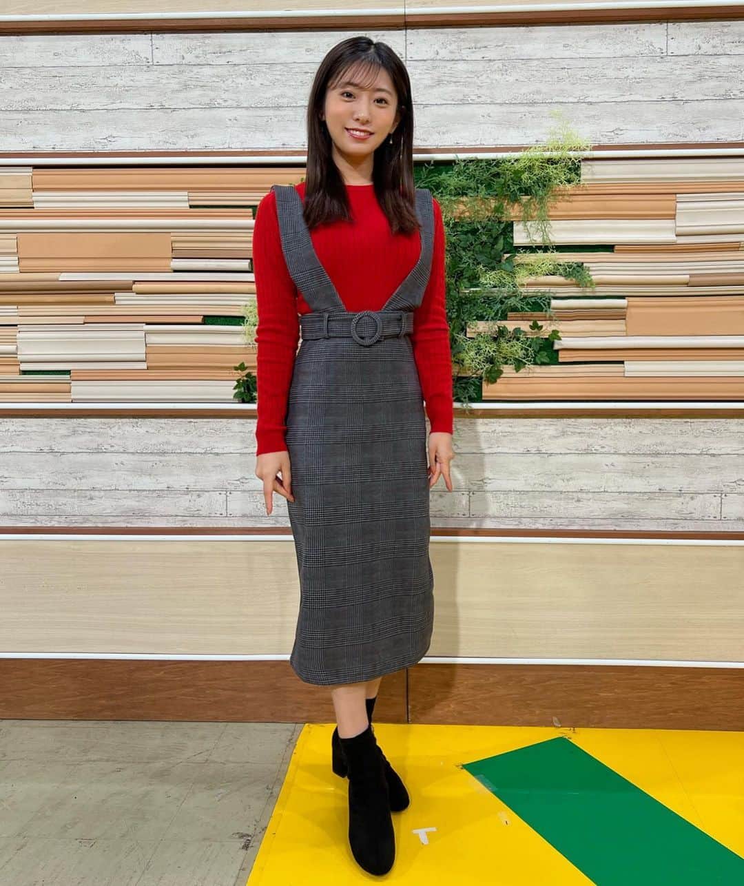 白戸ゆめのさんのインスタグラム写真 - (白戸ゆめのInstagram)「👗 . #東京インフォメーション #衣装 先月の衣装をどーん✨ いつも可愛い衣装沢山出て嬉しいです😘」11月12日 22時30分 - yumeno.s_