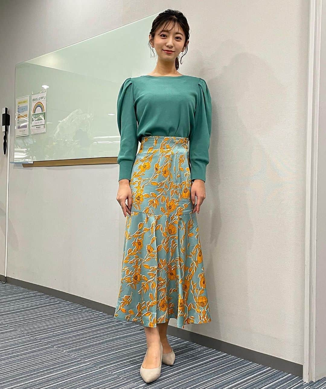 白戸ゆめのさんのインスタグラム写真 - (白戸ゆめのInstagram)「👗 . #東京インフォメーション #衣装 先月の衣装をどーん✨ いつも可愛い衣装沢山出て嬉しいです😘」11月12日 22時30分 - yumeno.s_