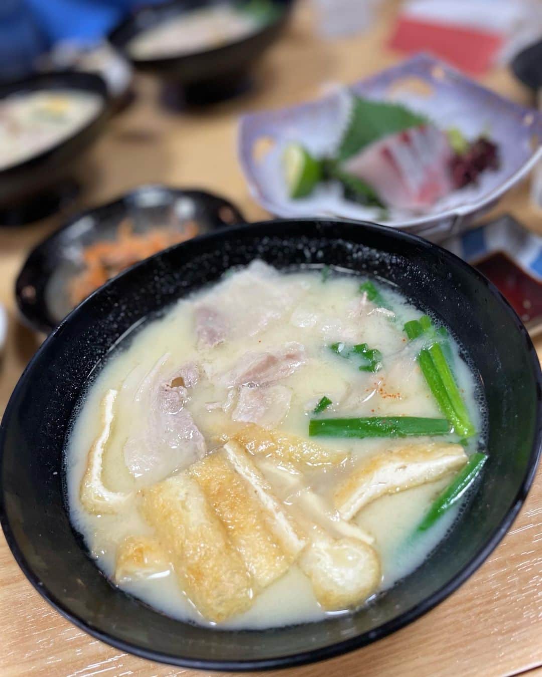 白戸ゆめのさんのインスタグラム写真 - (白戸ゆめのInstagram)「🍴 . 里帰りの思い出🥰 おいしいものばっかり笑 ストーリーに載せたものもまとめます✨ みんなぜひ香川行く時の参考にしてくださいね🎶 . #まほろば #ぶた汁 #善や #釜揚げうどん #さぬき麺業 #天ざるうどん #香川　 #讃岐グルメ #香川グルメ #ゆめグル」11月12日 22時45分 - yumeno.s_