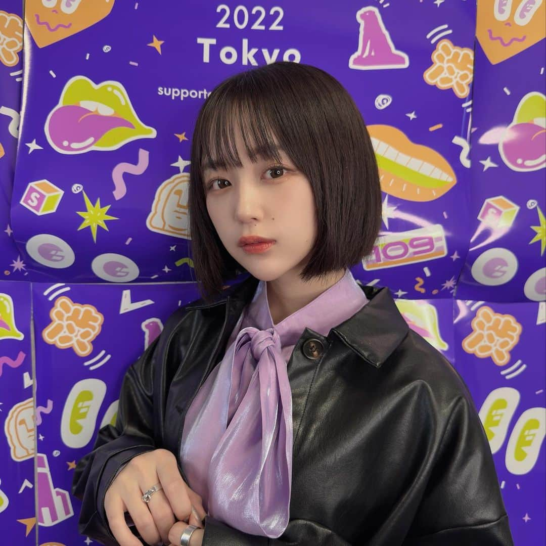 なえなのさんのインスタグラム写真 - (なえなのInstagram)「TGCteen  tokyo 2022 ！  来てくれた方、見てくれた方ありがとうございました！^o^♡  トップバッター緊張しすぎましたけど、衣装どれも可愛くて楽しかった😀 個人的にモデルプレスさんのランウェイの写真で過去一盛れた気がしてそこも嬉しい、😀  みんなのうちわとかペンライトとか笑顔とかたっくさん見れた！ なえなの推しを一生懸命探したけど、ファンサ届きましたか〜？🙃  もう今年も終わりがけだけど 素敵な思い出ができましたネっ  また早くみんなに会えますように！」11月13日 21時56分 - naenano0114