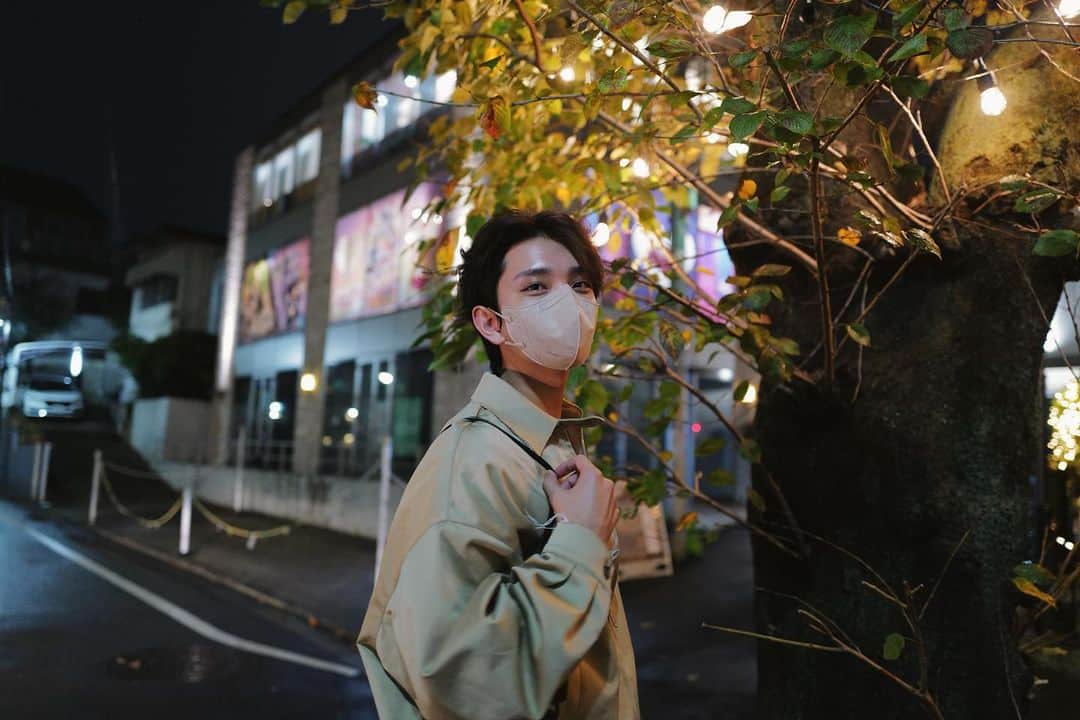 ジョシュアさんのインスタグラム写真 - (ジョシュアInstagram)「Tokyo ☔️」11月14日 0時23分 - joshu_acoustic