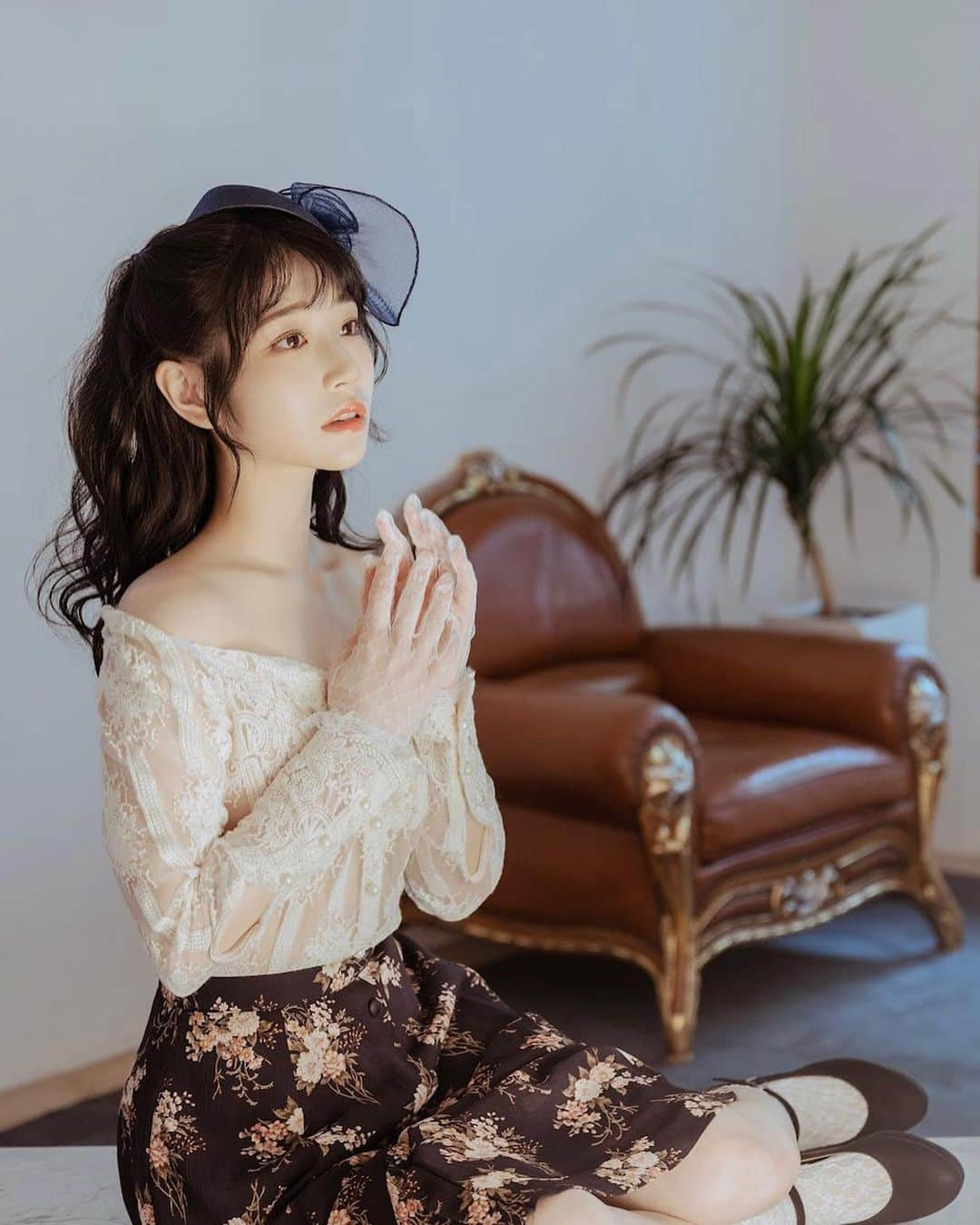 河北彩花さんのインスタグラム写真 - (河北彩花Instagram)「⁡ Espacia Koreaさんとの 電子写真集第3弾が発売されました❤️ ⁡ 今回のコンセプトは 映画「お嬢さん」のオマージュです🙏🏻´- ⁡ ⁡ このコンセプトはお仕事の話しを頂いた時から 1番やってみたくて楽しみにしていました✨ ⁡ ⁡ ぜひ見てみてください‥🌹🫶🏻 ⁡  ⁡ Espacia Korea와의 화보 제 3탄이 발매되었습니다❤ 이번 컨셉은 영화 "아가씨(The handmaiden)"을 오마주 해봤어요 처음 입어보는 느낌의 의상이라 정말 만족스러웠던 컨셉이에요 많은 관심과 사랑 부탁드려요 ❣   #エスパシア  #espacial  #電子写真集」11月14日 20時16分 - saika_kawakita__official