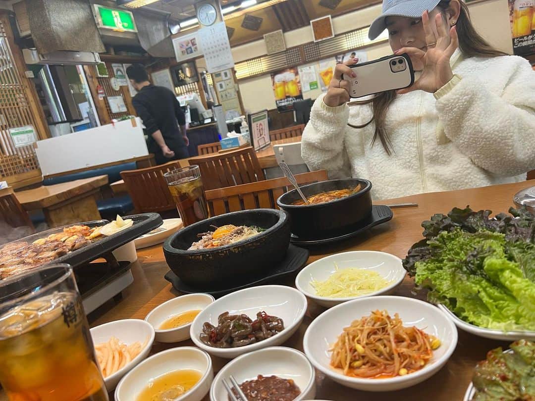 吉田有里さんのインスタグラム写真 - (吉田有里Instagram)「リン　@rin____tnk に誘われて芋フェス行って来ました🍠🫣🫶 からの韓国料理食べて大満足な夜ご飯でした🥰♥️ ・ ・ #いも」11月15日 12時21分 - yuri_yoshida__
