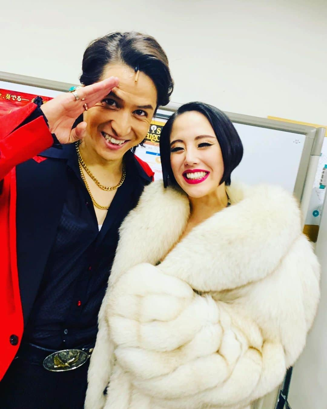 則松亜海さんのインスタグラム写真 - (則松亜海Instagram)「エンジニアの皆さんと🕺 頼もしくてひたすらにかっこいいお三方。ジジとして共演させていただけて幸せでした、、 開演前も終演後も、なぜこんな楽しそうなのか🤳😂  #misssaigonjapan  #駒田一　さん #東山義久　さん #伊礼彼方　さん」11月15日 14時31分 - ami_norimatsu