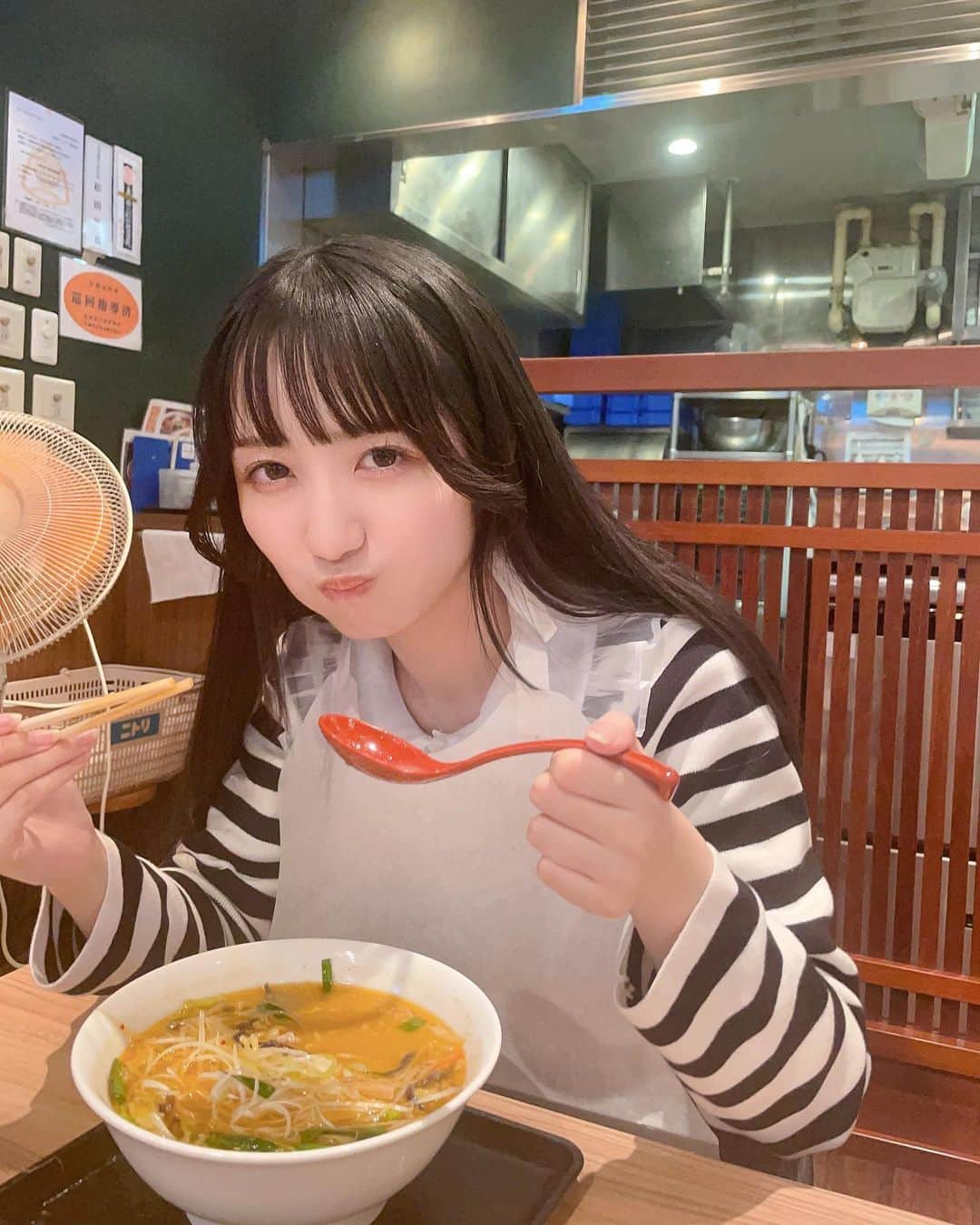 長尾しおりさんのインスタグラム写真 - (長尾しおりInstagram)「. ラーメンたべた！うまいでした🍜」11月15日 22時01分 - shiori_nagao