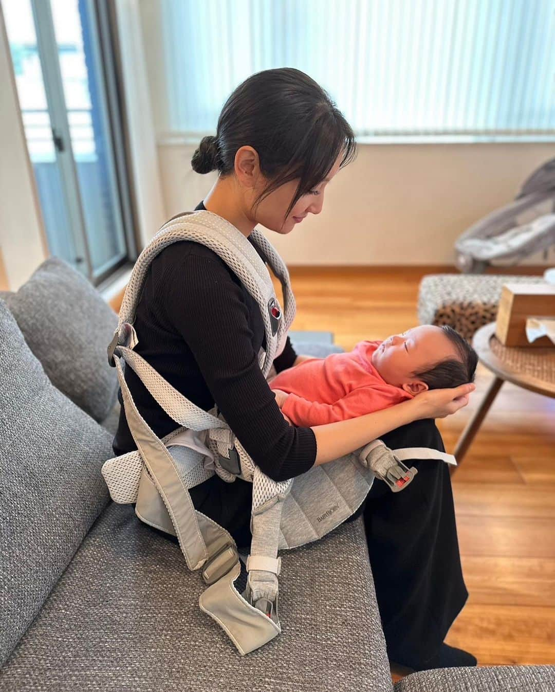 菜々緒さんのインスタグラム写真 - (菜々緒Instagram)「里美おめでとうパート2🤱🏻💖  幸せのお裾分け頂きました🥹❤️‍🔥  強くて優しい母ちゃんになってね✨」11月16日 16時44分 - nanao_official