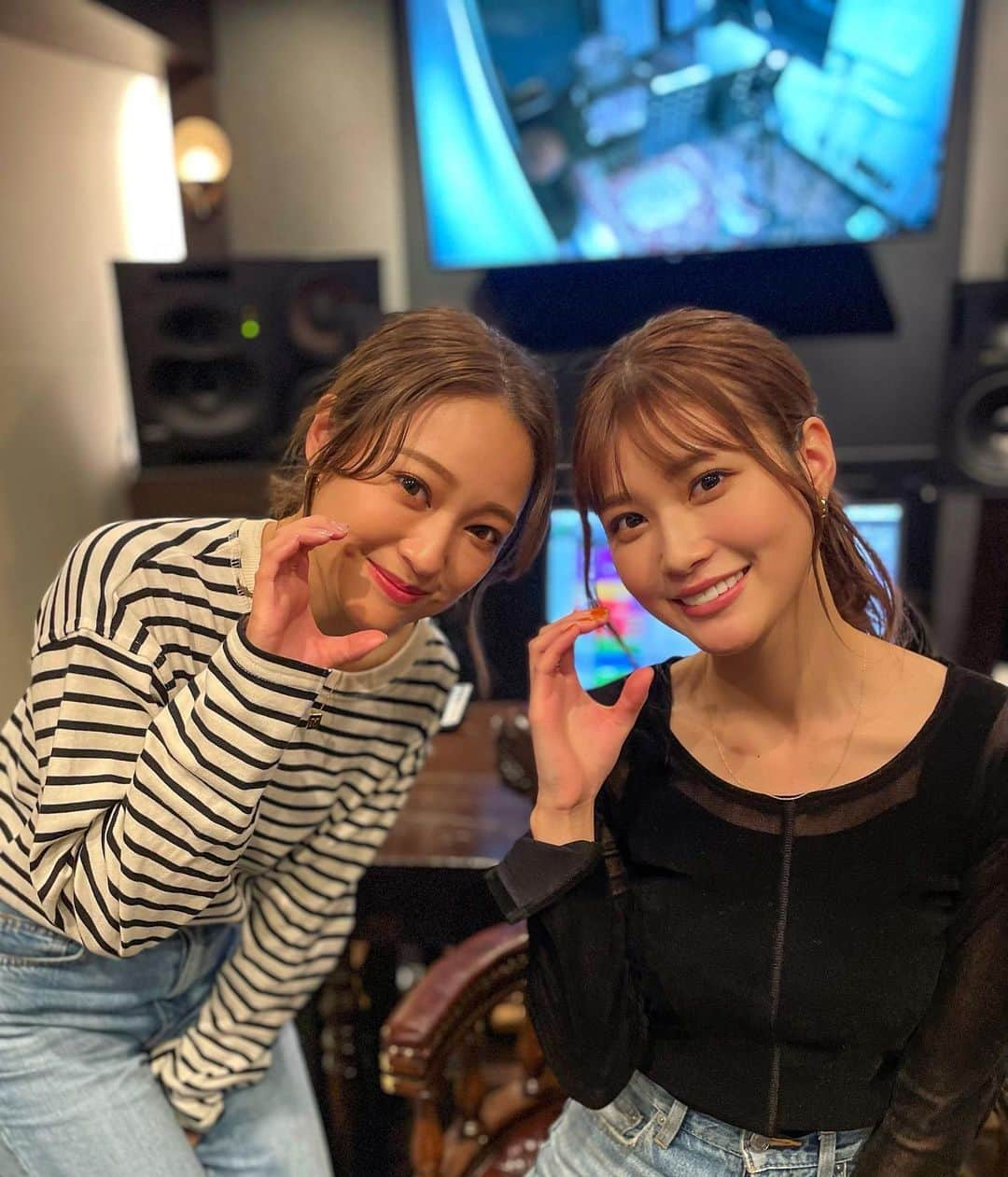 chayさんのインスタグラム写真 - (chayInstagram)「嬉しいお知らせ❤️ 史上初！CanCam40周年ソング「I Can」を作詞作曲しました🥰CanCamモデルみんなで歌ったアンセムソングが完成💪✨ 今日から配信スタートです🎉  MVもたった今、公開になりました‼️  みんなの歌声最高なんです🥺👏 私も歌わせてもらってます🎤 プロフィールページから是非ダウンロードしてね😊 感想待ってます💕💕  この楽曲はチャリティソングです😌  #CanCam #ICan #中条あやみ さん #生見愛瑠 さん #めるる #トラウデン直美 さん #楓 さん #宮本茉由 さん #石川恋 さん #菜波 さん #小室安未 さん #ほのか さん #山下美月 さん #加藤史帆 さん #佐々木莉佳子 さん #ICan配信開始」11月16日 20時26分 - chay1023_official