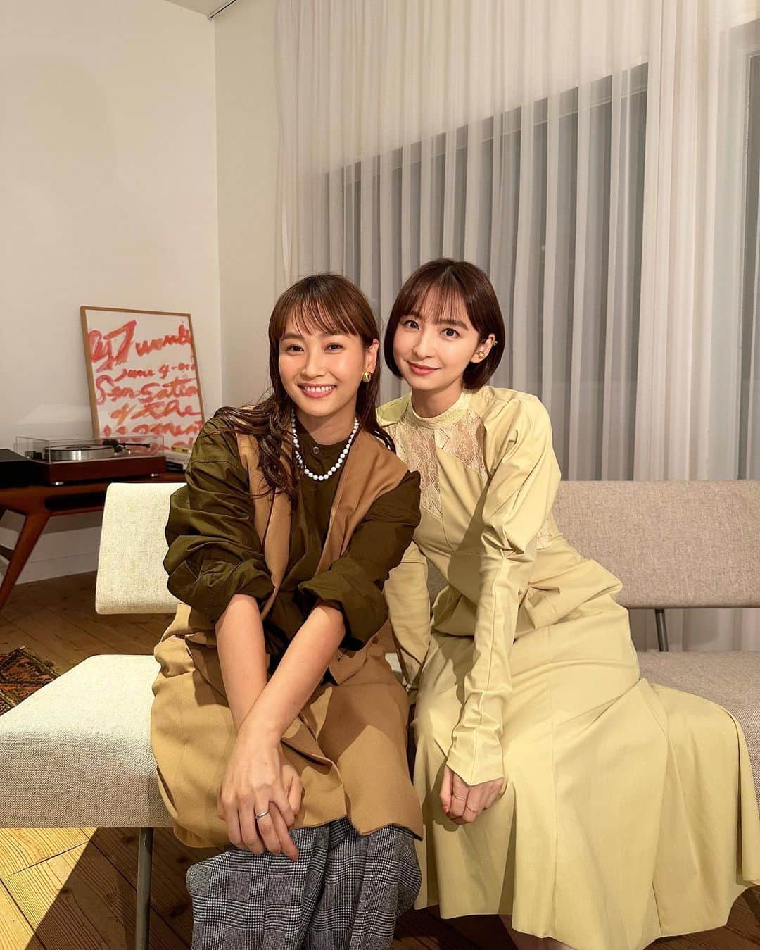 篠田麻里子さんのインスタグラム写真 - (篠田麻里子Instagram)「@be_story_official  発売見てね♡  ミキティと美容対談♡  おすすめ紹介しました💓」11月17日 17時10分 - shinodamariko3