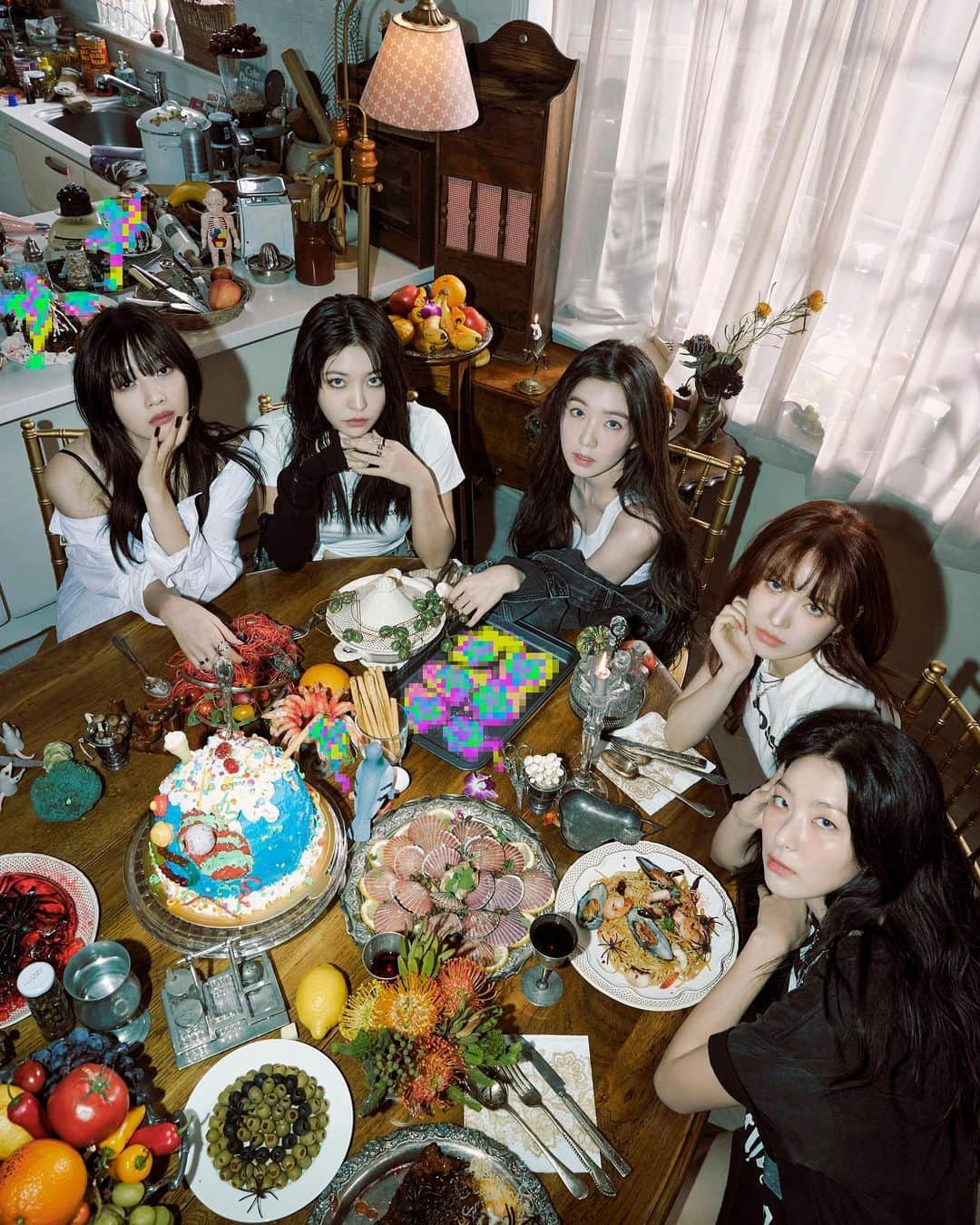 ジョイ（パク・スヨン ）さんのインスタグラム写真 - (ジョイ（パク・スヨン ）Instagram)「Red Velvet ‘The ReVe Festival 2022 - Birthday’  - ODD RECIPE  🎧 2022.11.28. 6PM KST」11月18日 13時04分 - _imyour_joy