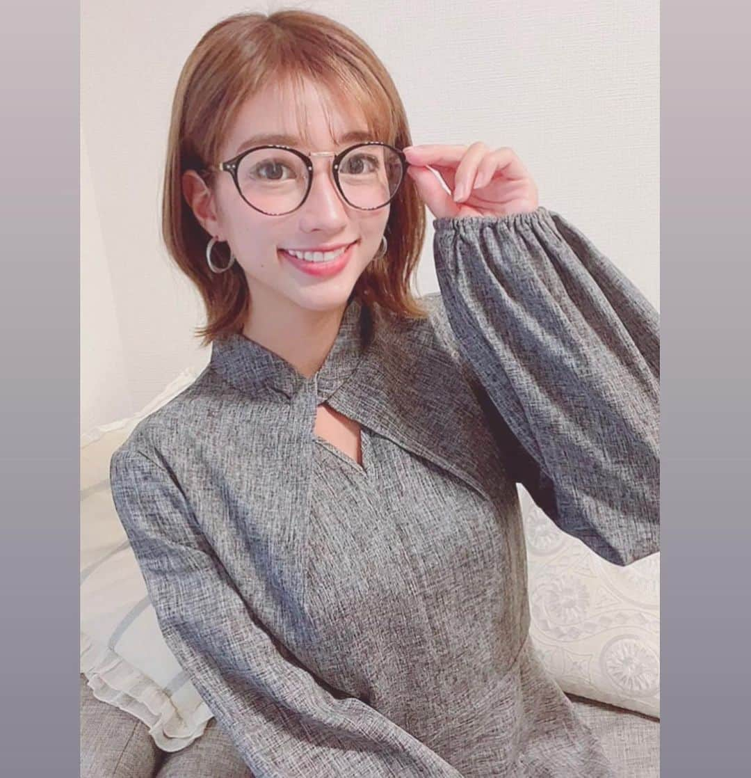 大貫彩香さんのインスタグラム写真 - (大貫彩香Instagram)「メガネ👓  #珍しく　  #下書きが消えて悲しい人　 #がんばれわたし」11月18日 16時53分 - sayaka_oonuki