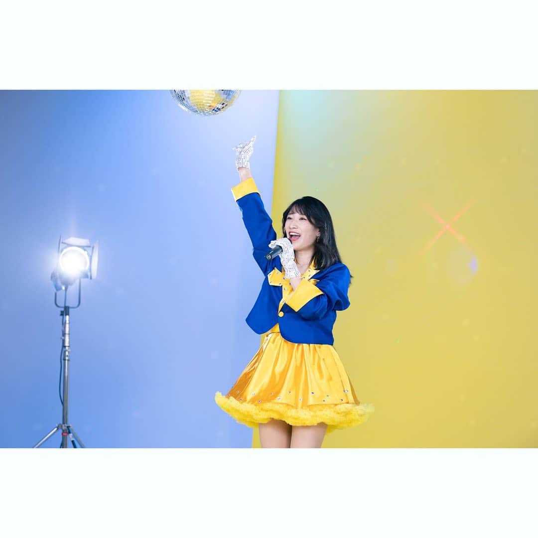 加藤一華さんのインスタグラム写真 - (加藤一華Instagram)「. 💛💙  「私がオバさんになっても」  #森高千里 さん #私がオバさんになっても  #昭和アイドル  #80年代アイドル   #いちなるTV #フルでカバーしました 👠✨」11月18日 21時08分 - ichika_kato