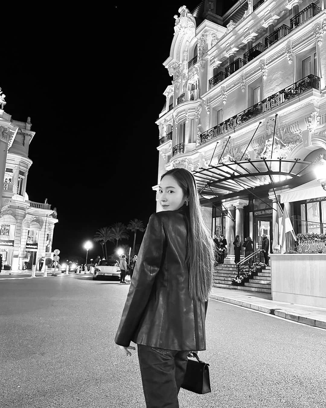 ジェシカ さんのインスタグラム写真 - (ジェシカ Instagram)「Monte Carlo by night 🌙✨ - @hoteldeparismc @montecarlosbm #mymontecarlo #hoteldeparismc」11月19日 12時13分 - jessica.syj