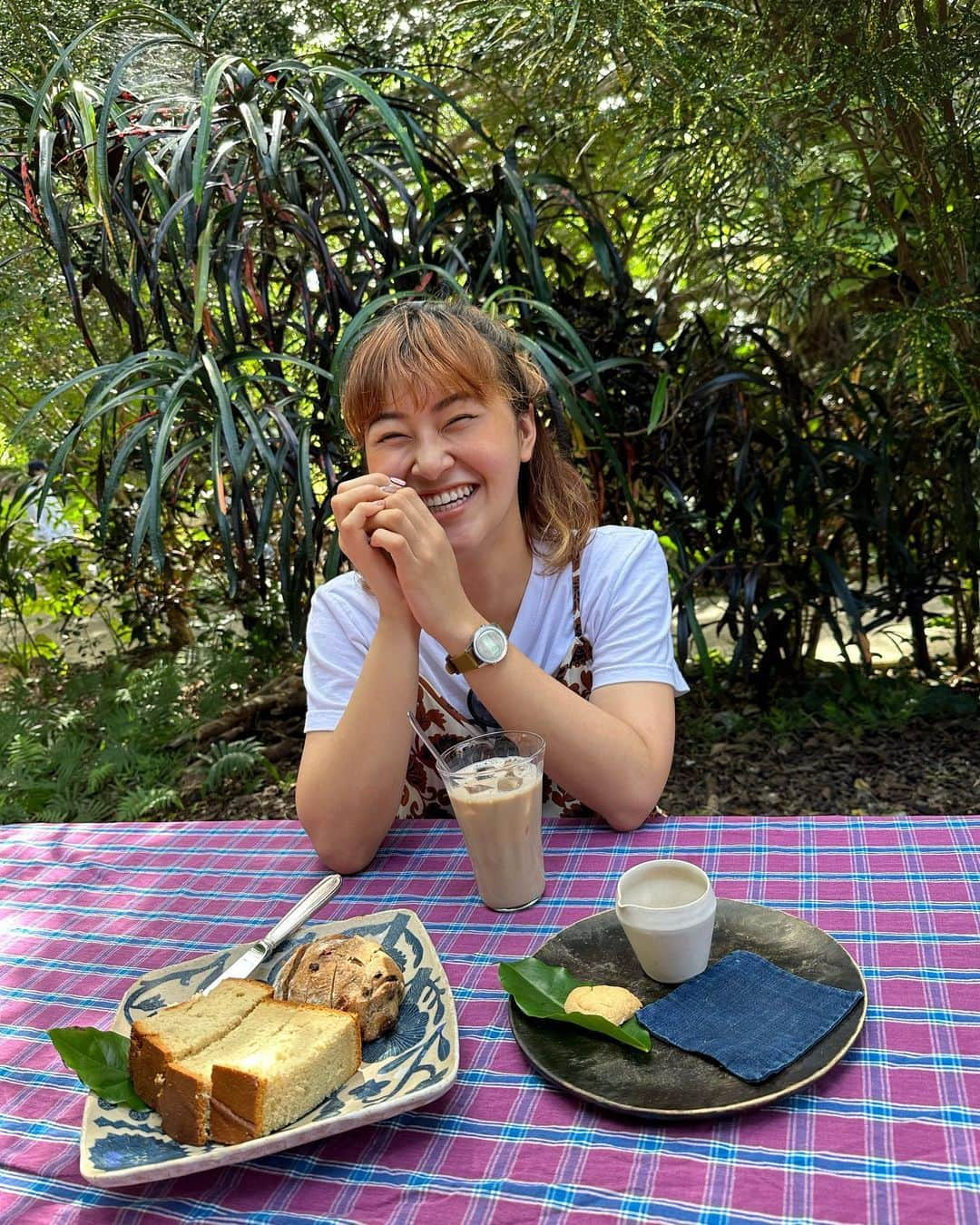 村上佳菜子さんのインスタグラム写真 - (村上佳菜子Instagram)「Yum yumm 🌻 . . . #沖縄 #水円　#こだわりの食材 #気持ちいい」11月19日 18時34分 - kanako_m_official