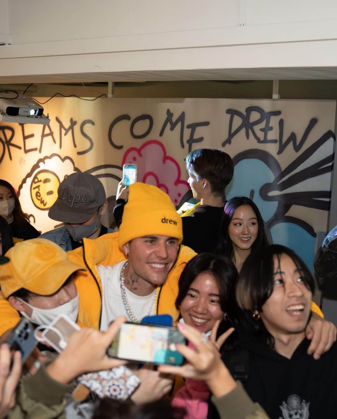 ジャスティン・ビーバーさんのインスタグラム写真 - (ジャスティン・ビーバーInstagram)「@drewhouse Tokyo」11月20日 9時07分 - justinbieber