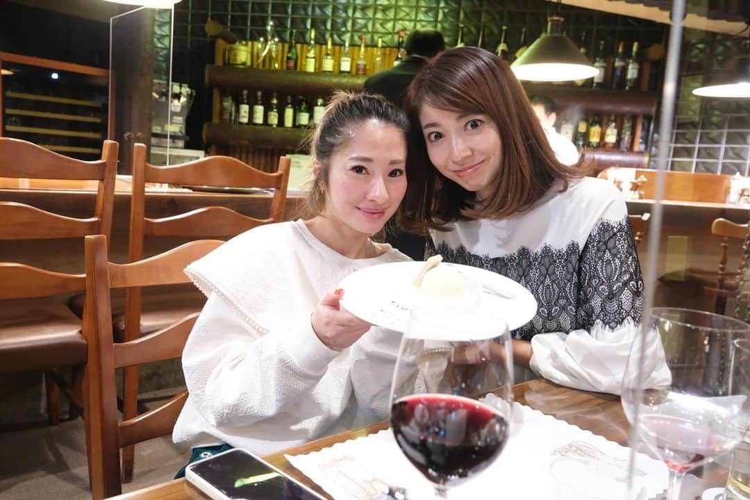 奥田順子さんのインスタグラム写真 - (奥田順子Instagram)「1年ぶりのみやす🍴 炭火で焼いたステーキ🥩は絶品‼︎ #みやす#神戸牛#神戸ディナー#神戸グルメ」11月20日 16時35分 - okuda_junko