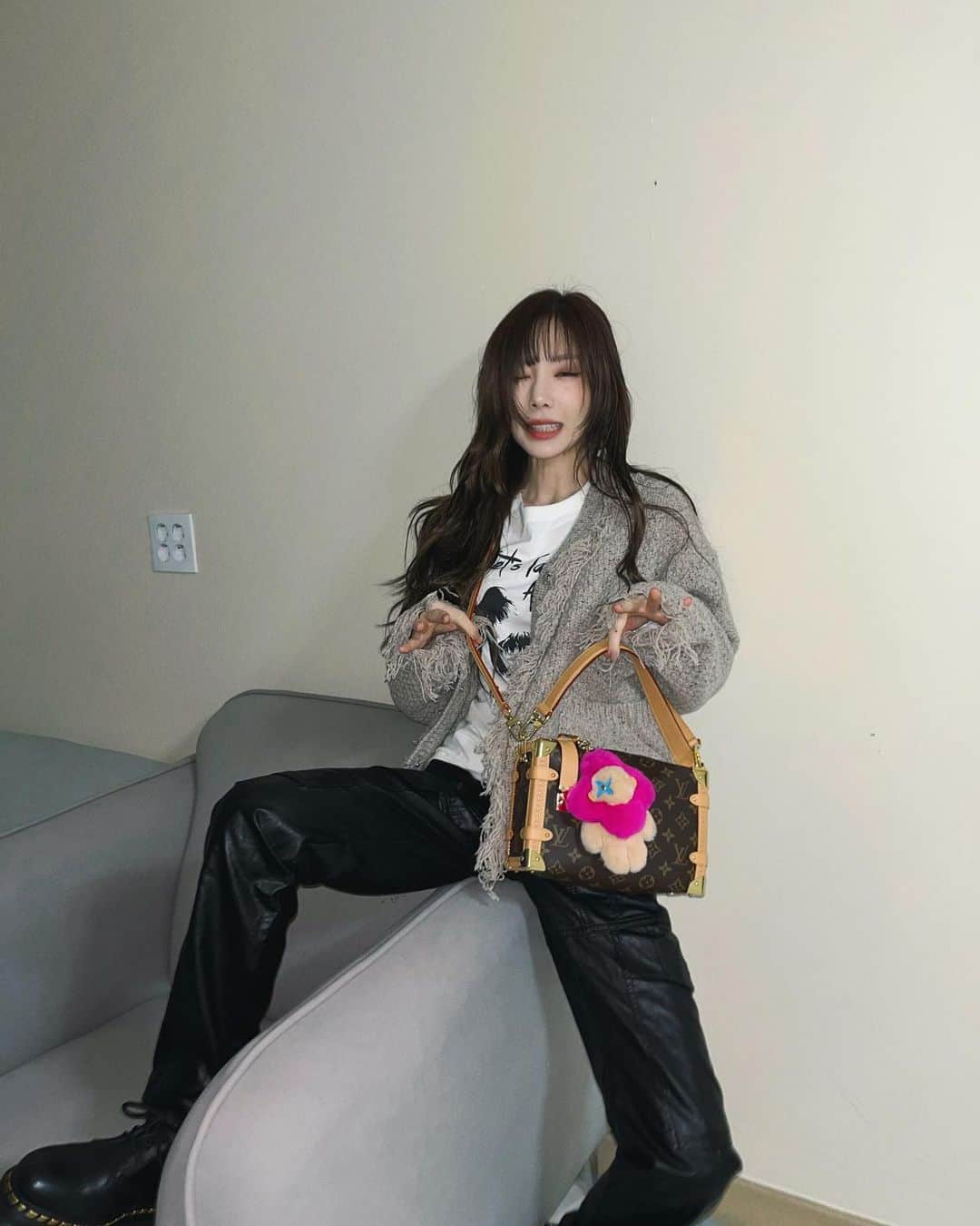 テヨン さんのインスタグラム写真 - (テヨン Instagram)「🧸 @louisvuitton #광고」11月23日 18時06分 - taeyeon_ss