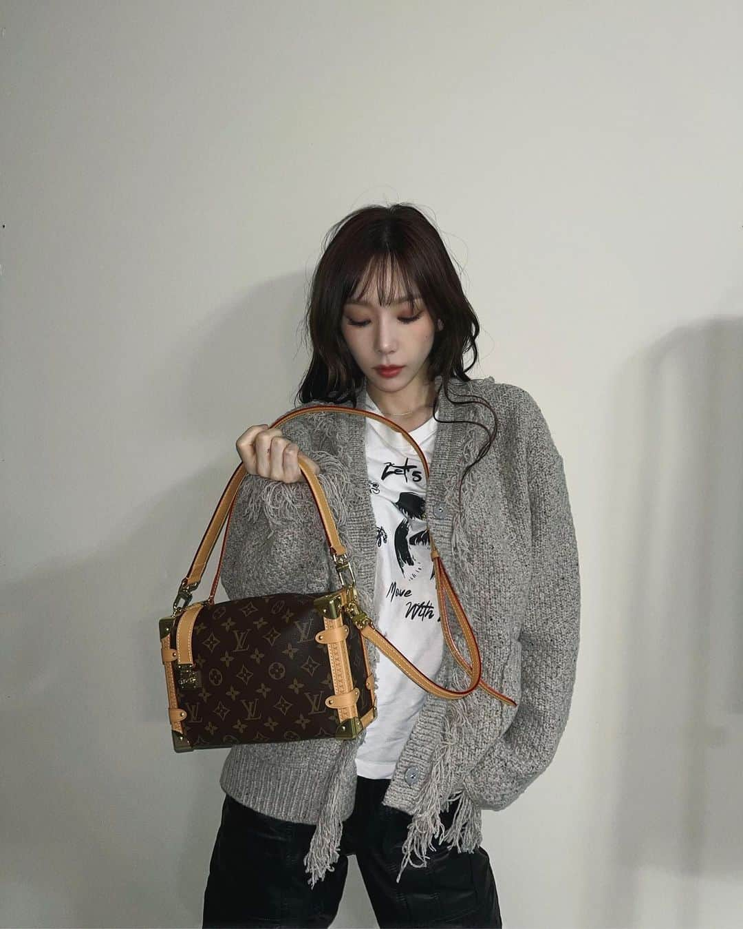 テヨン さんのインスタグラム写真 - (テヨン Instagram)「🧸 @louisvuitton #광고」11月23日 18時06分 - taeyeon_ss