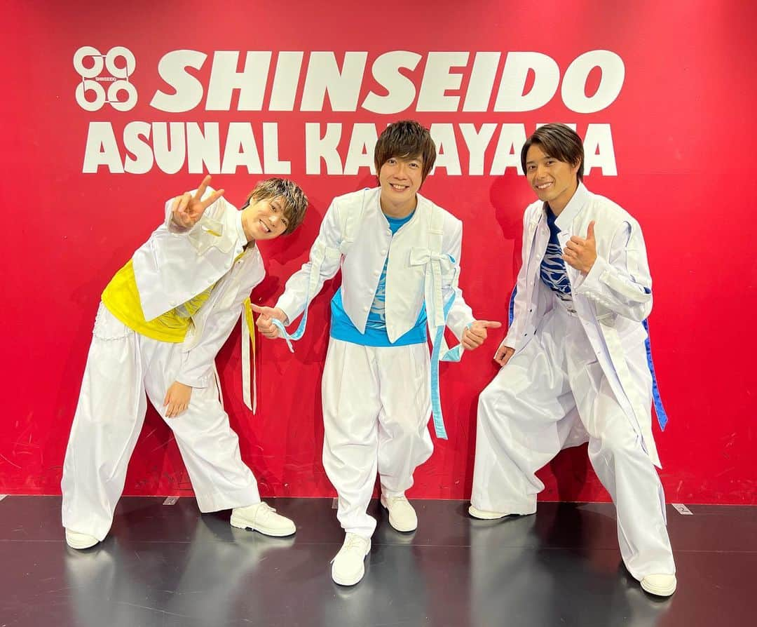 BOYS AND MENさんのインスタグラム写真 - (BOYS AND MENInstagram)「本日‼️アスナル金山新星堂にて 2022年12月21日発売 『超FINE!!!』リリースイベント🤡🎉 今日はトークテーマ募集させていただきました😊 楽しんでいただけましたでしょうか？？💭 急遽な告知にも関わらずお越しいただき本当にありがとうございました😖🌟  明日は22:15~ 三重テレビ 『ボイメン☆パーク』‼️ お楽しみに👀🫶🏻✨  #ボイメン  #リリースイベント  #超fine !!! #アスナル金山  #新星堂  #三重テレビ  #ボイメンパーク」11月23日 19時18分 - boysandmen_official