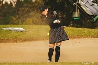 ImotoEtsuyo さんのインスタグラム写真 - (ImotoEtsuyo Instagram)「@herg_olf   #こんばんは ・ 続き⛳️です。 @herg_olf  先日のコンペ ・ ・ プロのカメラマンさんに 撮って頂きました。 ・ #ゴルフウェア  @herg_olf  ・ 普段のラウンドでは なかなか撮れないショット ありがとうございました。 ・ ・ #バンカーショット @herg_olf  #herg1  #エルグワン  #ゴルフ #golf  #ラウンド  #ゴルフコンペ」11月23日 19時21分 - bisuhada