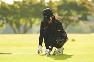 ImotoEtsuyo さんのインスタグラム写真 - (ImotoEtsuyo Instagram)「@herg_olf   #こんばんは ・ 続き⛳️です。 @herg_olf  先日のコンペ ・ ・ プロのカメラマンさんに 撮って頂きました。 ・ #ゴルフウェア  @herg_olf  ・ 普段のラウンドでは なかなか撮れないショット ありがとうございました。 ・ ・ #バンカーショット @herg_olf  #herg1  #エルグワン  #ゴルフ #golf  #ラウンド  #ゴルフコンペ」11月23日 19時21分 - bisuhada